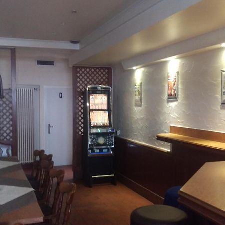 Hotel Am Schenkelberg Saarbrücken Dış mekan fotoğraf