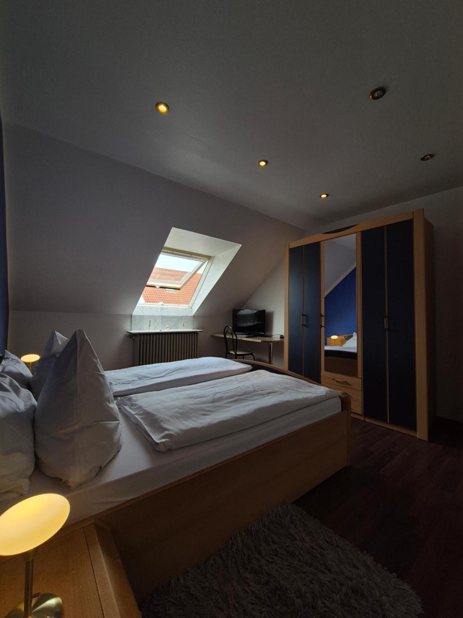 Hotel Am Schenkelberg Saarbrücken Dış mekan fotoğraf