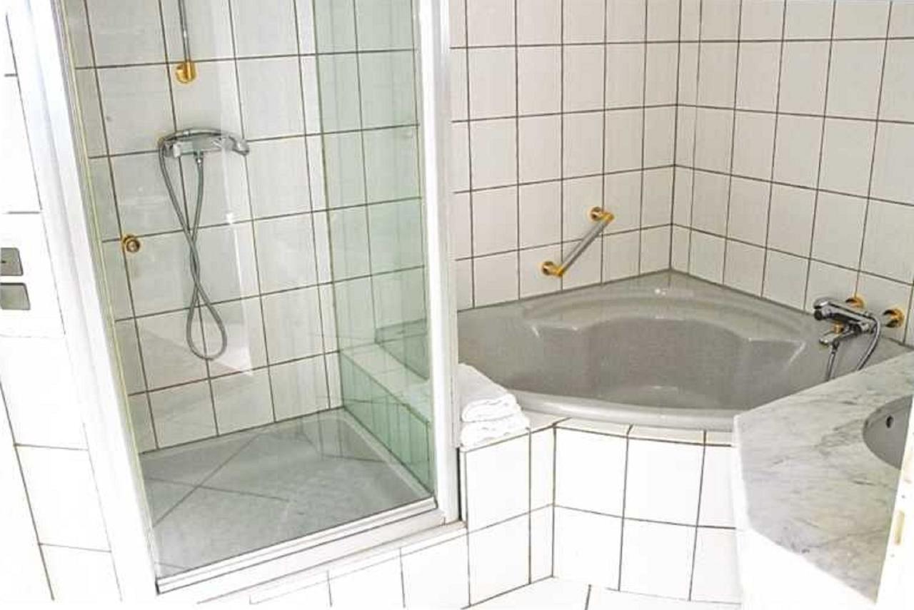 Hotel Am Schenkelberg Saarbrücken Dış mekan fotoğraf