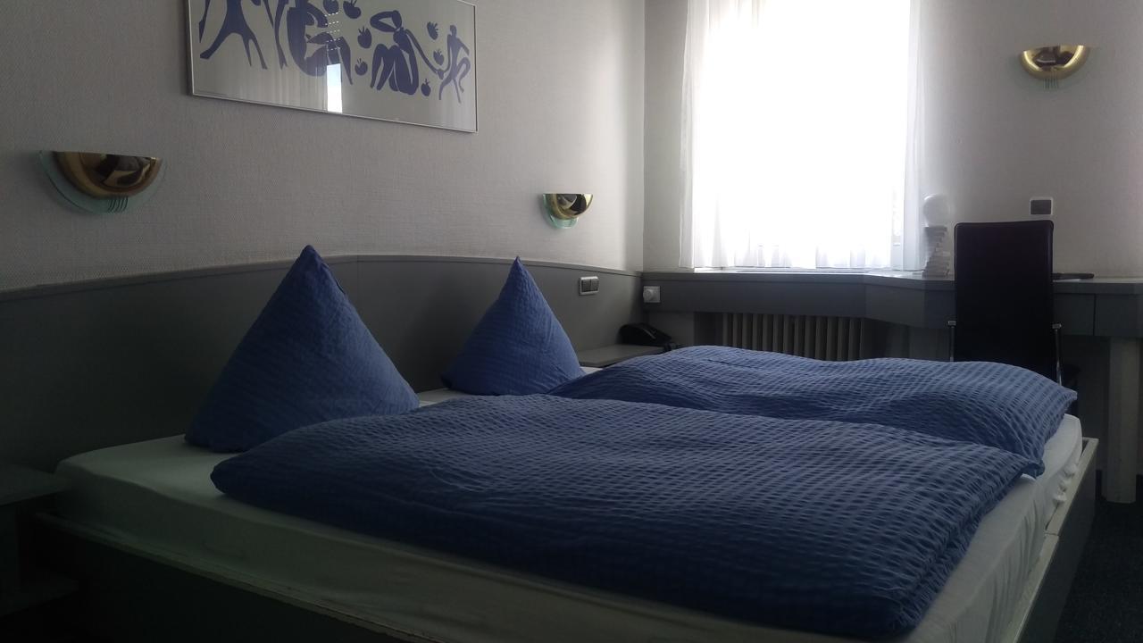 Hotel Am Schenkelberg Saarbrücken Dış mekan fotoğraf